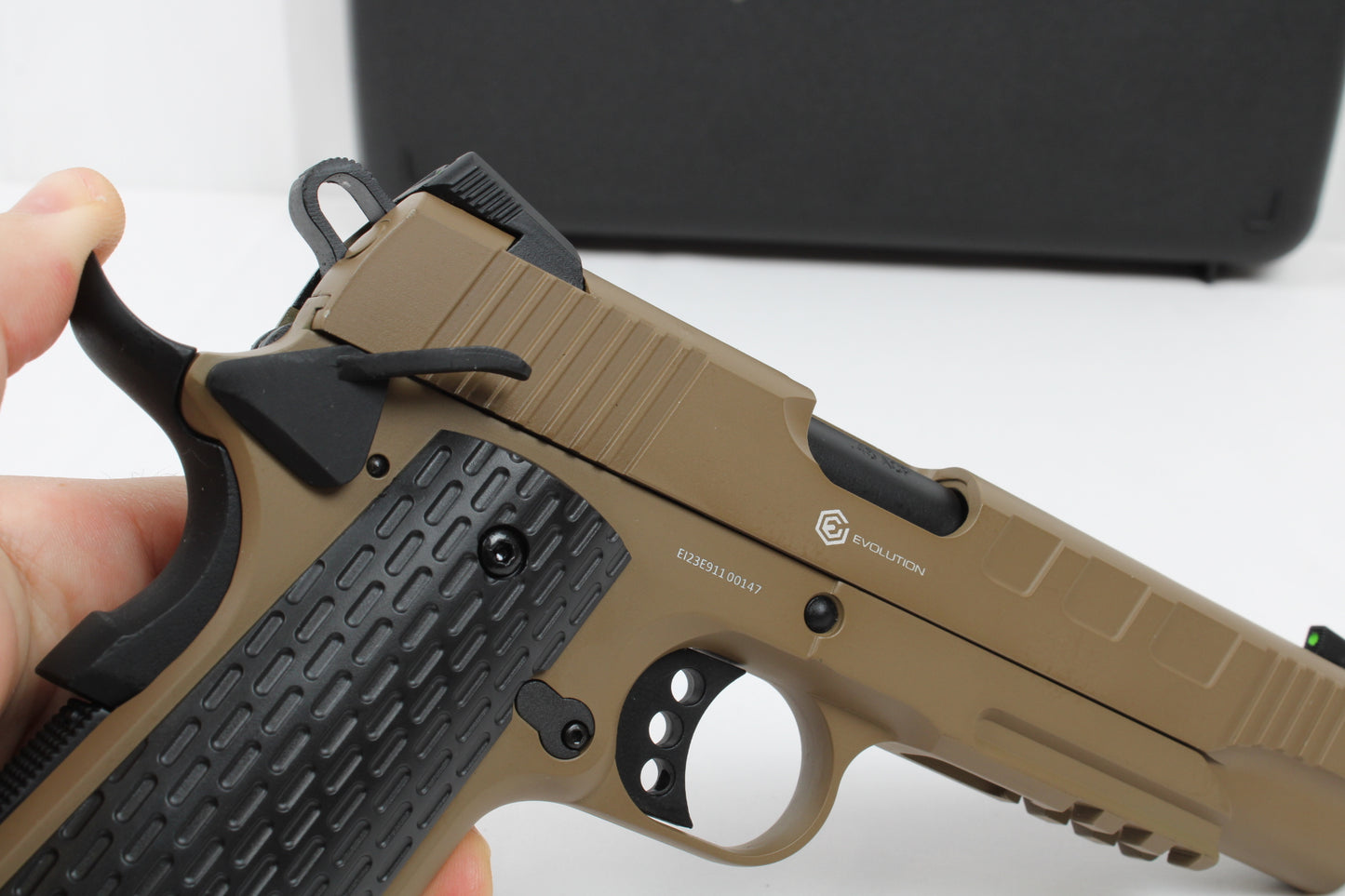 EVOLUTION E911 DEFENDER TAN
